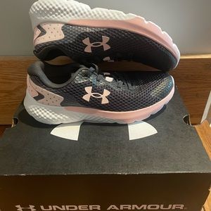 Youth Girls UA Shoes 1.5